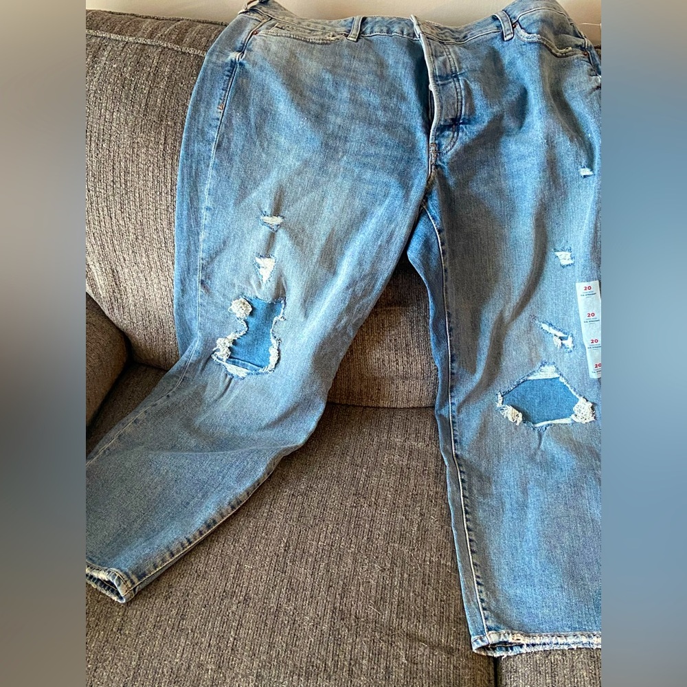 Old Navy OG Straight High Rise Size 20  Brand New Never Worn